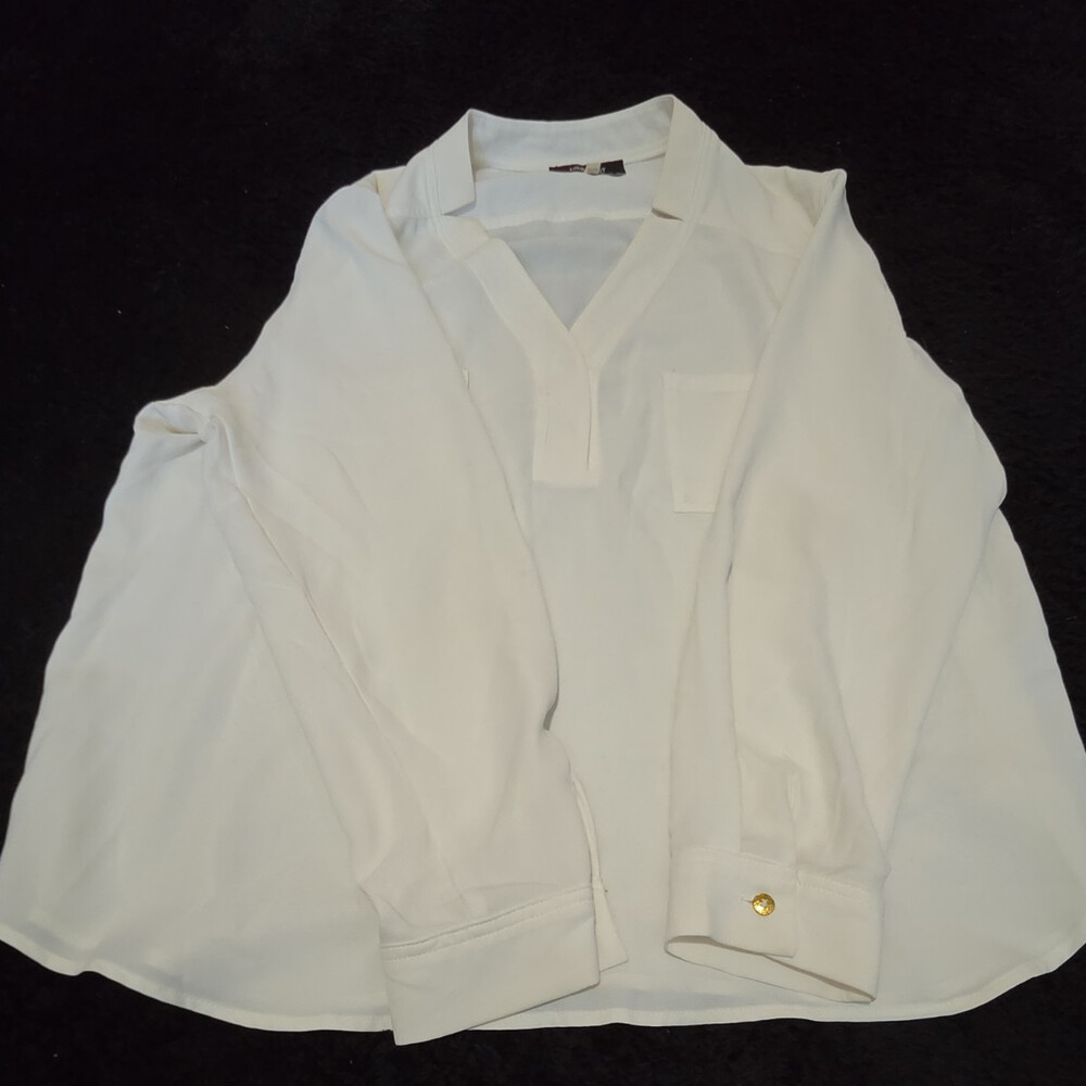 Nine West Blouse White Pocket Split Neck Career Top Gently Used Size PXL - Picture 11 of 16